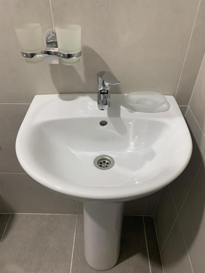 Акватика Otel Pitsunda Dış mekan fotoğraf