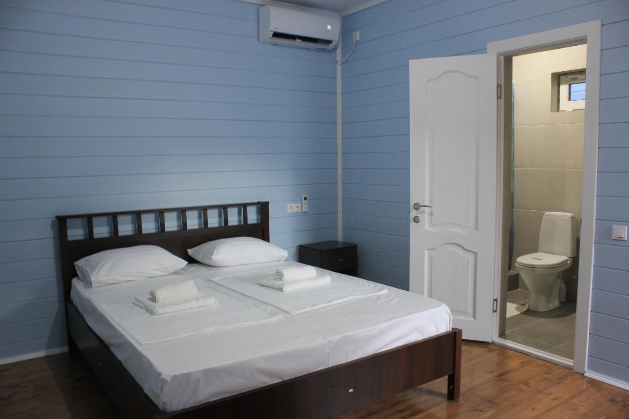 Акватика Otel Pitsunda Dış mekan fotoğraf