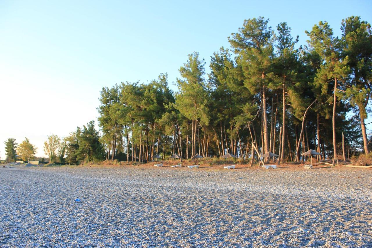Акватика Otel Pitsunda Dış mekan fotoğraf