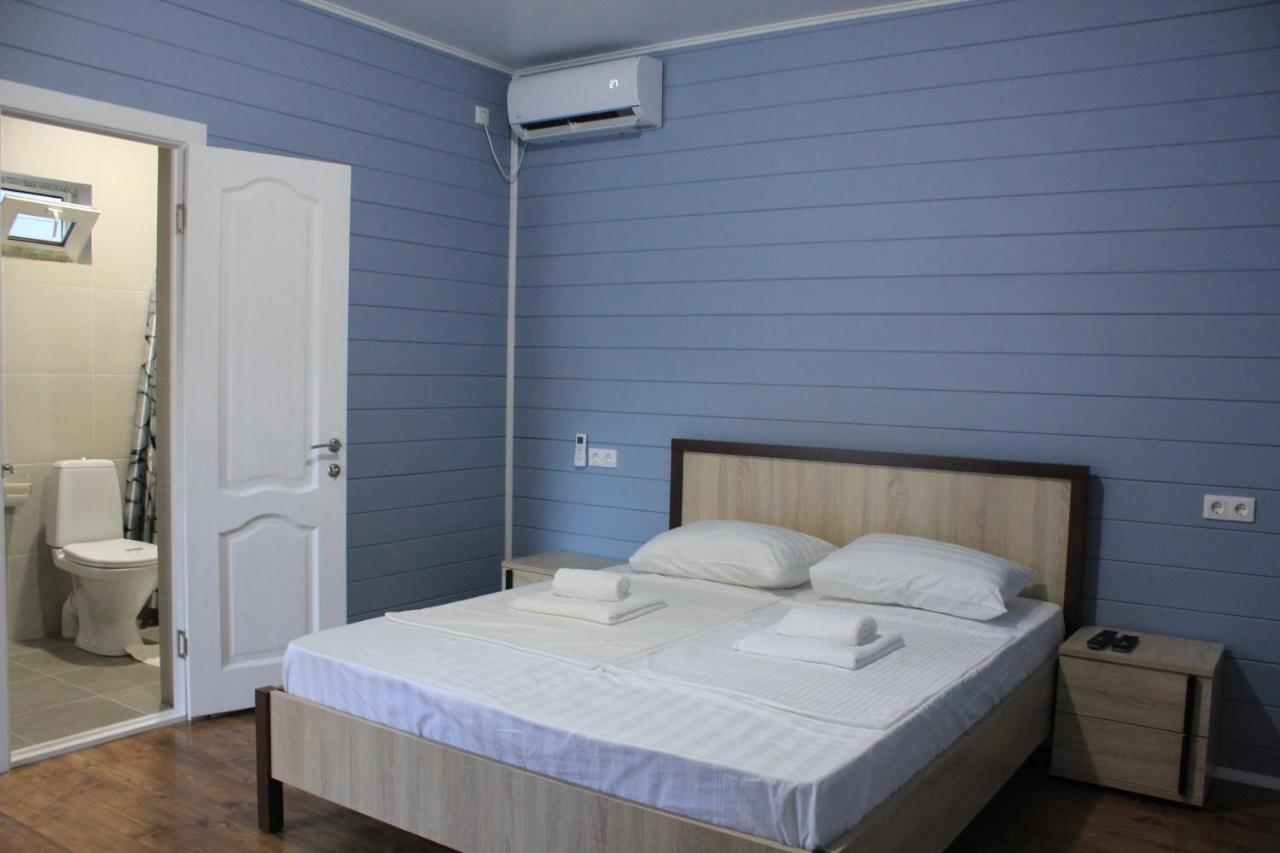 Акватика Otel Pitsunda Dış mekan fotoğraf