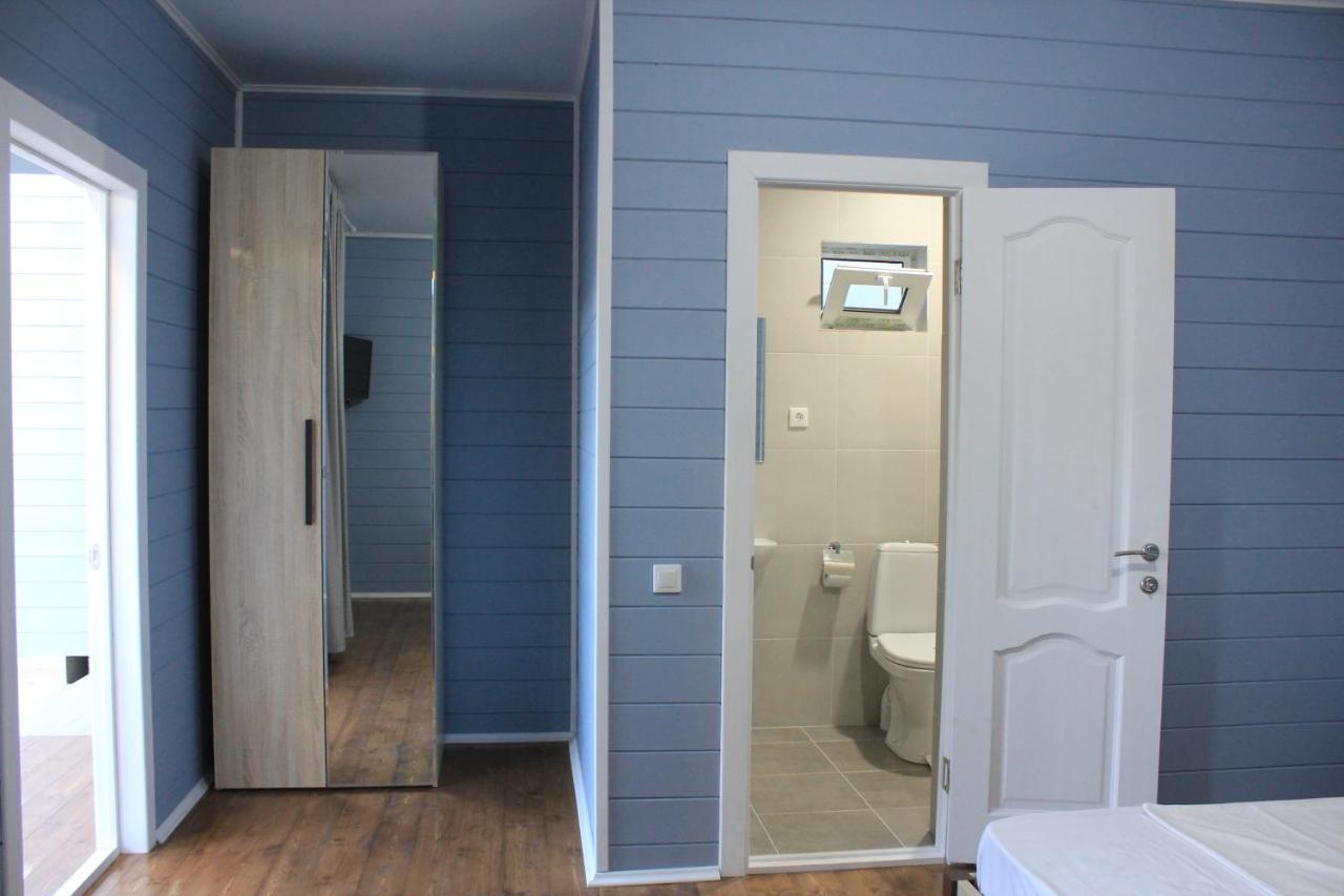 Акватика Otel Pitsunda Dış mekan fotoğraf